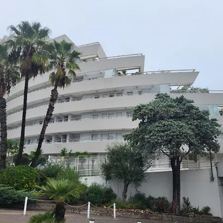 דירה Superbe Terrasse Marina וילנב-לובה