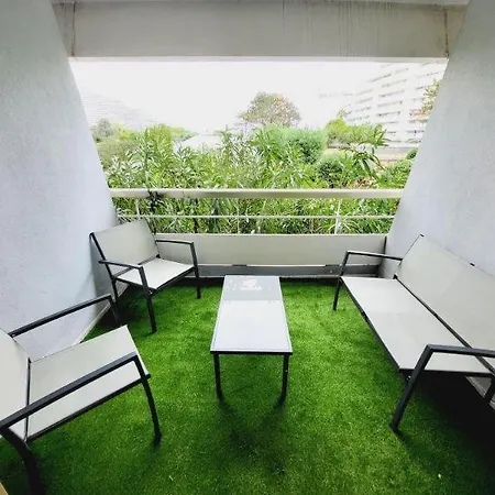 Superbe Terrasse Marina דירה וילנב-לובה